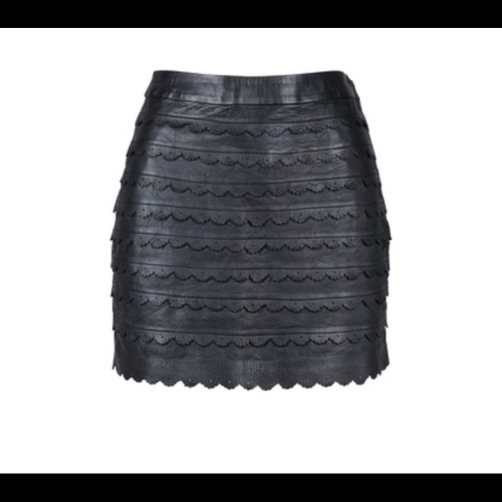 Black leather scallop edge skirt size 8